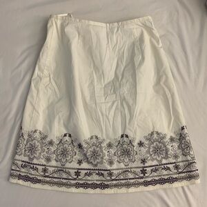 💮 Vintage Y2K Midi Skirt with Floral Details